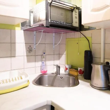 شقة Charming Studio Near Buttes-chaumont باريس